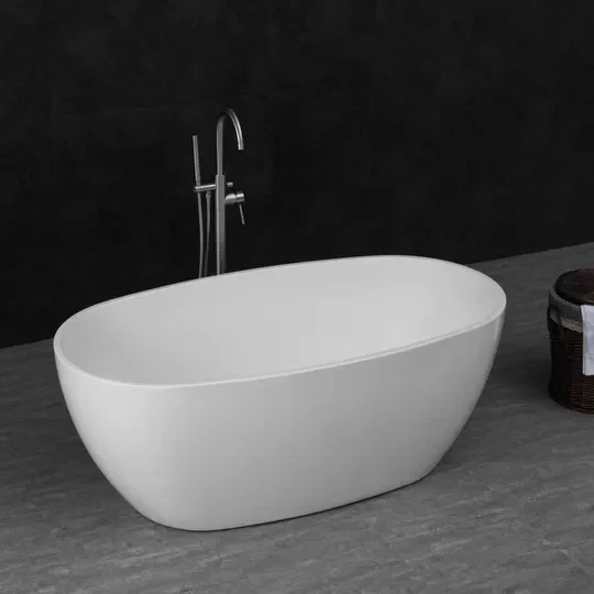 Lindsay Free Standing Bath 1500